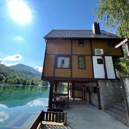 Rooms And Apartments Neron Bihac Lohovo Kültér fotó