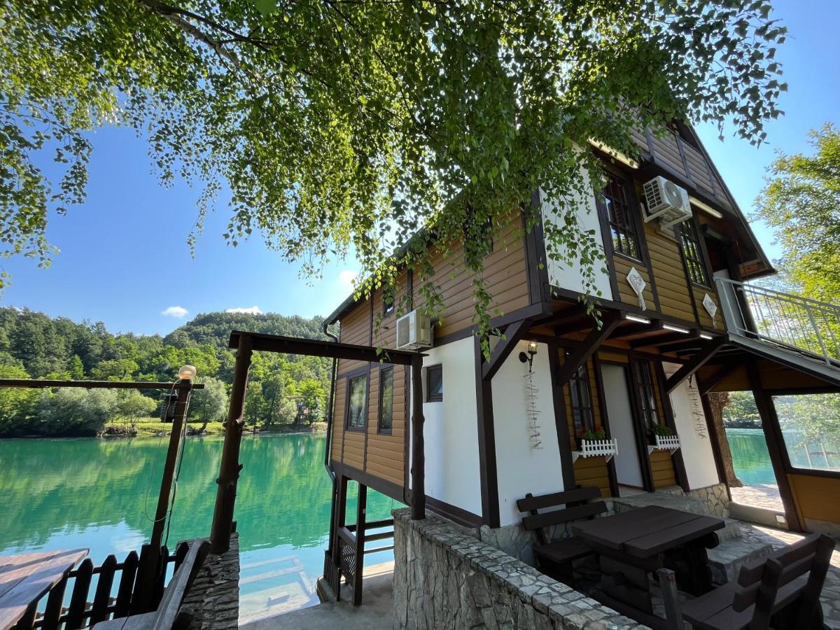 Rooms And Apartments Neron Bihac Lohovo Kültér fotó