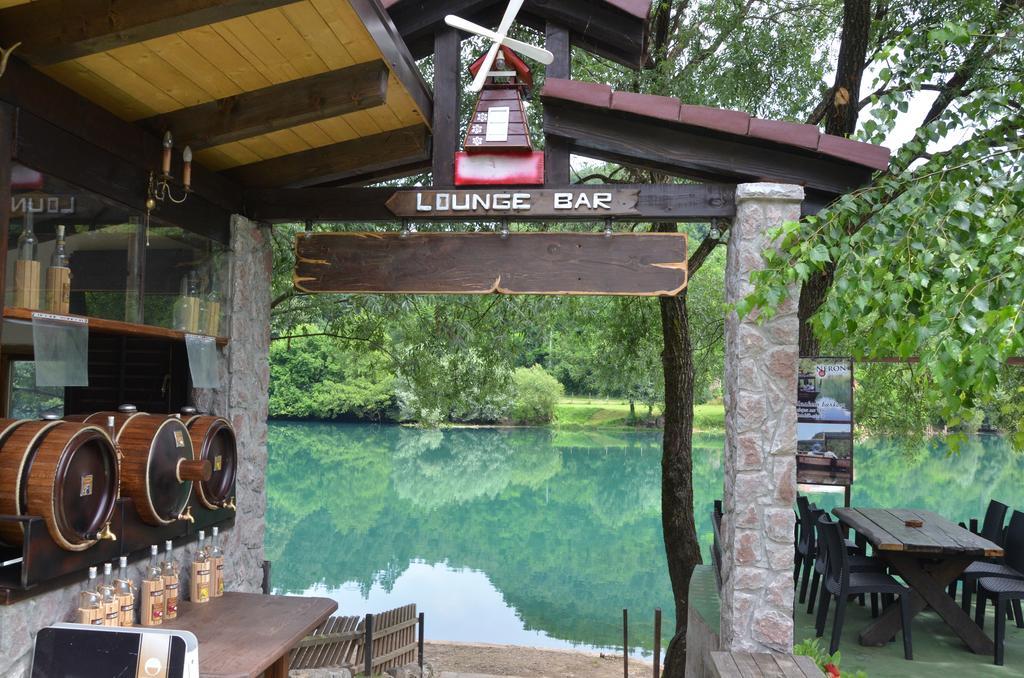 Rooms And Apartments Neron Bihac Lohovo Kültér fotó
